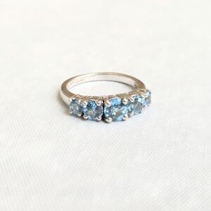 Sterling Silver Ring Blue Topaz 6.75 Round